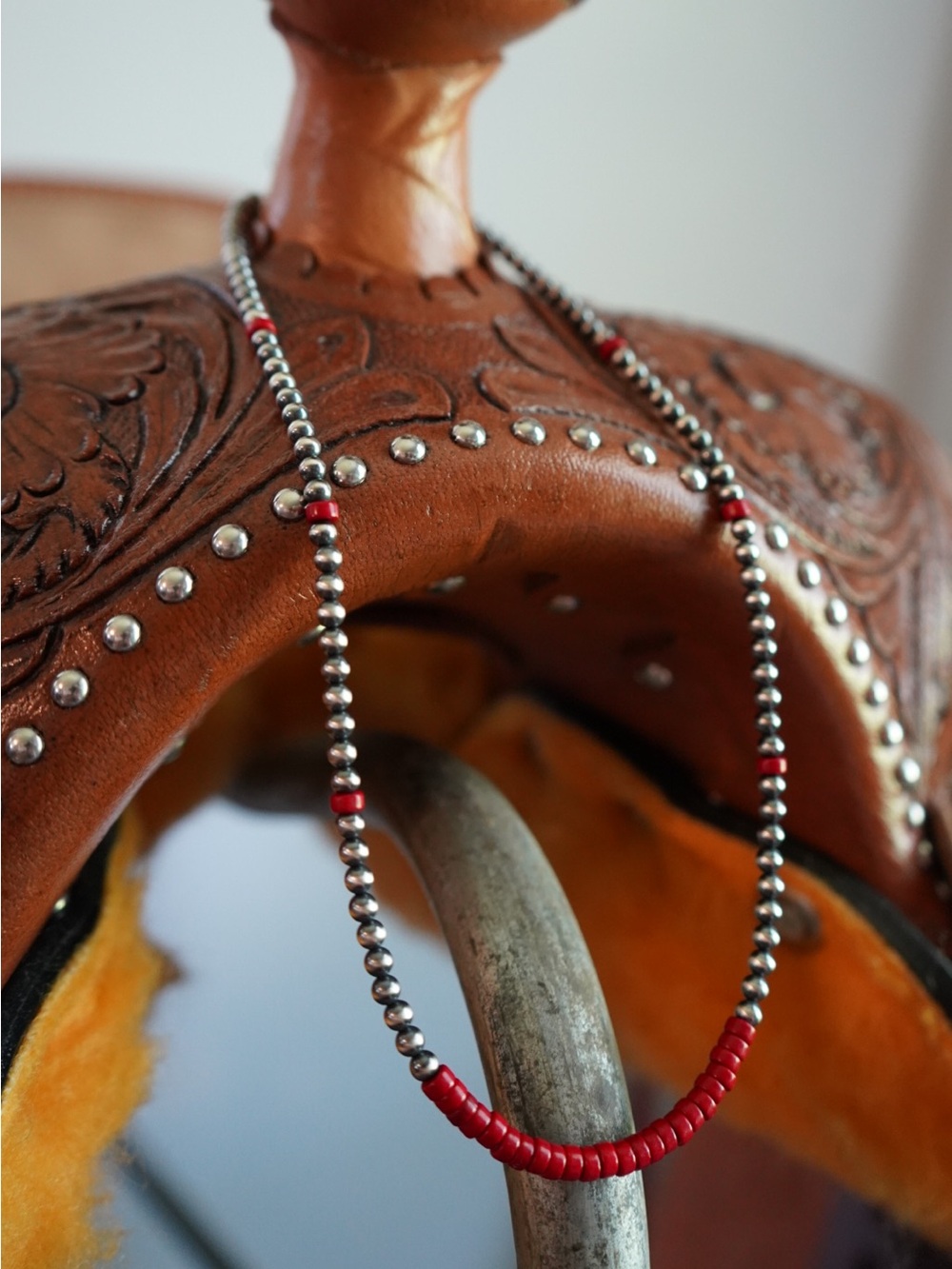 16”-18” 4mm Sterling silver Navajo pearl necklace + red stones - Picture 2 of 2